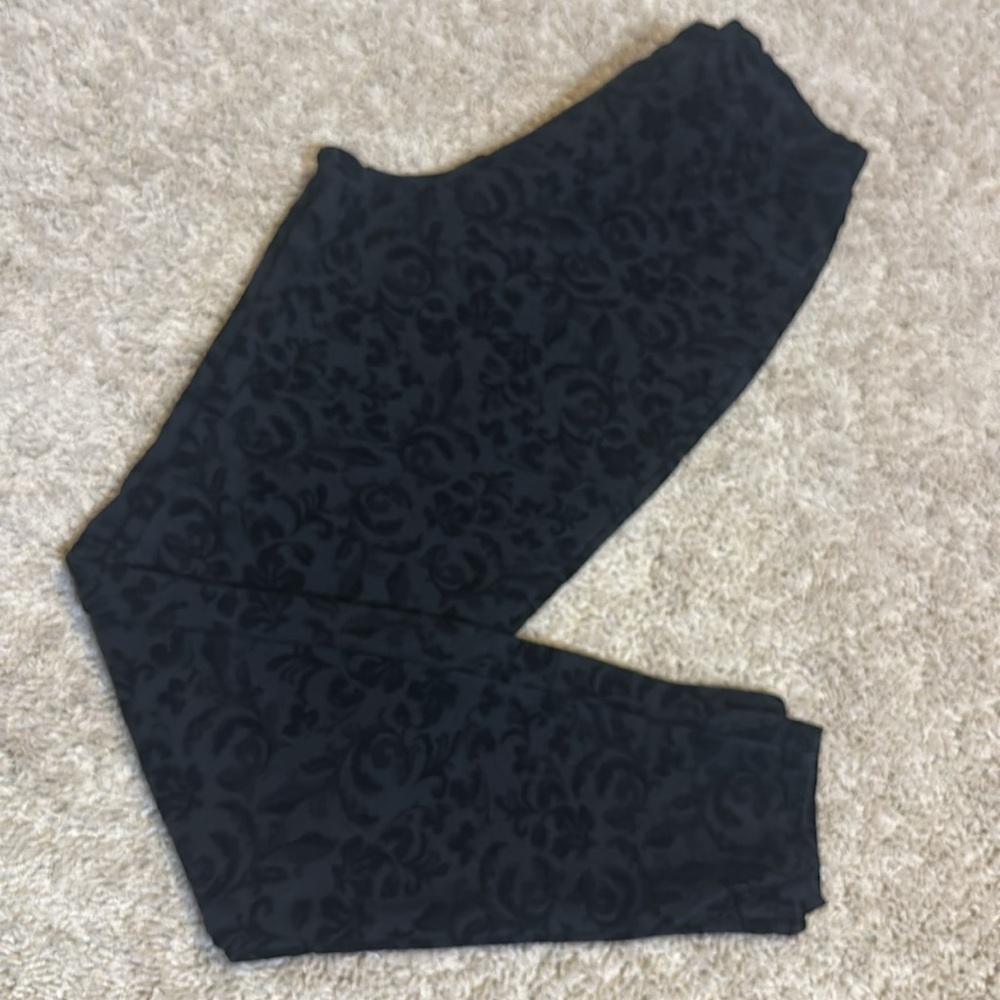 Xhilaration Black Floral Leggings